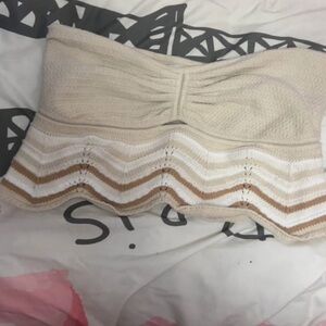 American Eagle Outfitters Beige and White Crop Top